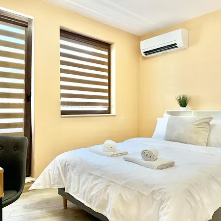 Best Hill View For 4 Guests Next To Medical University And Monument Alyosha Lägenhet Plovdiv