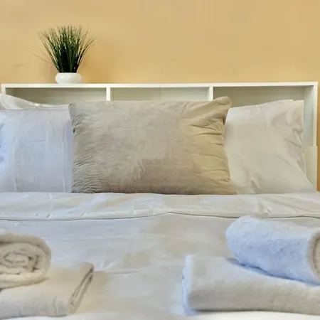 Best Hill View For 4 Guests Next To Medical University And Monument Alyosha Lägenhet *