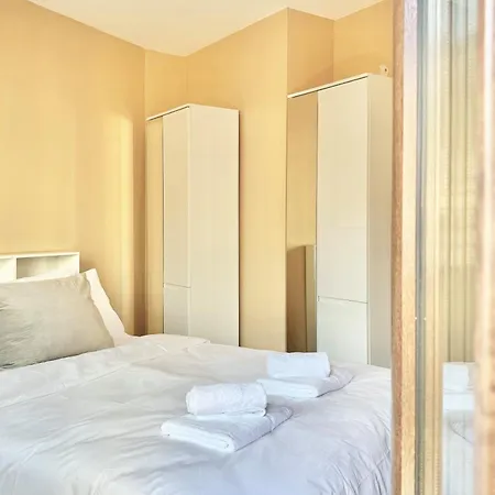 Best Hill View For 4 Guests Next To Medical University And Monument Alyosha *